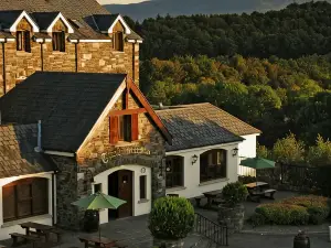 Killarney Heights Hotel
