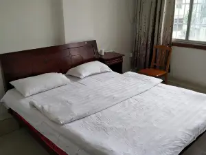 韶山晨光イン