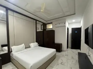 Hotel Pratap Palace