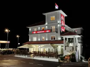 Hotel Knezevina