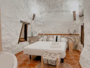Cuevas El Atochal Origenes