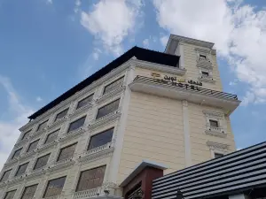 STwin Hotel