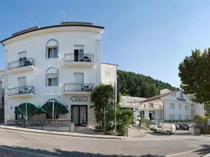ホテル フィニ
