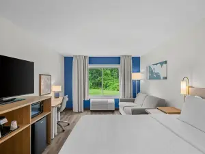 Spark by Hilton Brunswick