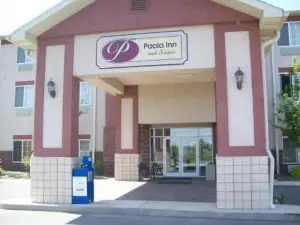 Paola Inn and Suites