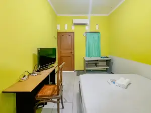 Wiludjeng Guest House Syariah Near Alun Alun Sragen Mitra RedDoorz