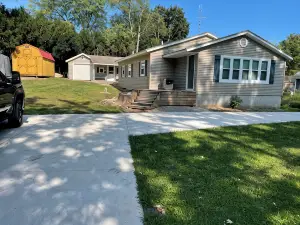 Spacious Cottage For Larger Groups