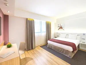 塞爾科蒂爾城·德米蘭達酒店