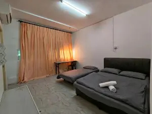 Butik Sinasuria (Sebelah CCK)