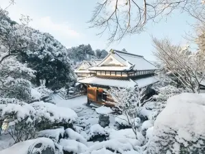 Samurai House! Seen in Movies and Dramas Near Hikosan !!