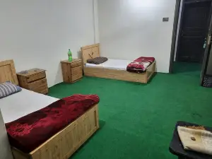 Sada Bahar Inn Hotel