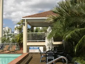 Inn Cairns