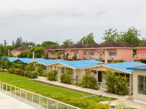 Travellers Beach Resort