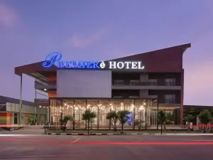 Premiere Hotel Tegal