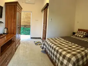 Lope Homestay