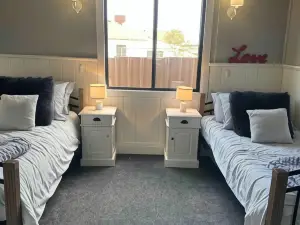 Charming 3 Bedroom Wine Country Cottage