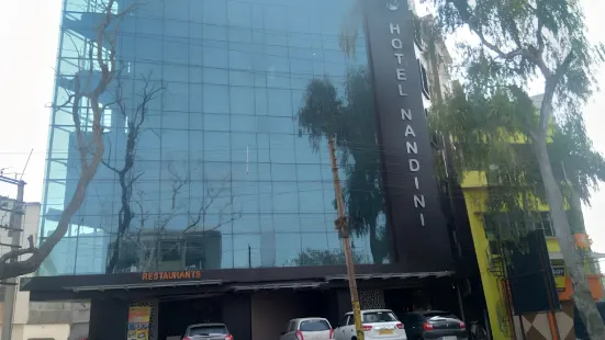 Hotel Nandini (Berhampore)
