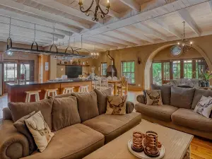 B&B Sauvignon Country Lodge