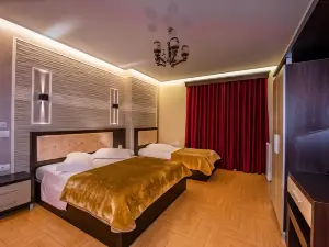 Fieri International Hotel