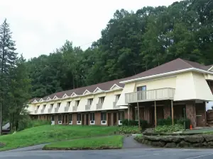 Passport Inn and Suites - Middletown