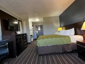 Colby Inn and Suites
