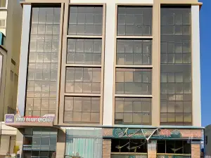 Season Inn Hotel_Barka