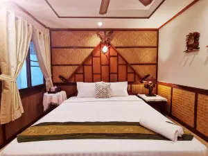 Tavee Guesthouse