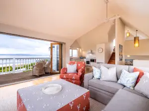 Hamptons Hideaway