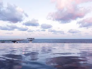 白浜奇特萊斯希莫爾公寓