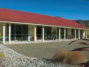 Murchison Motels