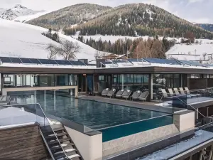 Terentnerhof  S Active & Lifestyle Hotel