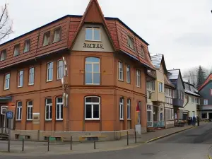 Hotel "Drei Rosen" Ohg Regina & Hans - Peter Faßbinder