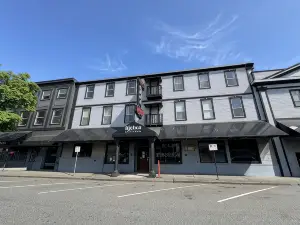 裡奇卡遺產飯店