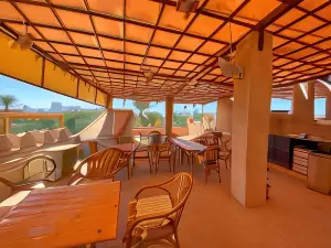 Bait Aljabal Hospitality Inn
