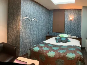 HOTEL PALETTE GOLD　otokojyukuhotelgroup