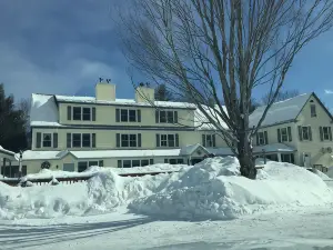 Inn at Ellis River