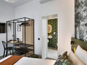 Urban Yard Hotel