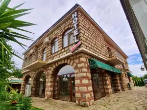 Hotel Divna