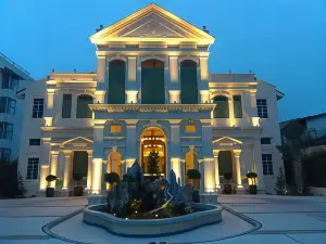 Small Luxury Hotels of the World - the Edison George Town