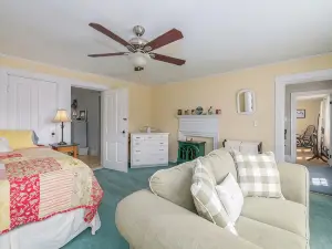 Mountain House Magic