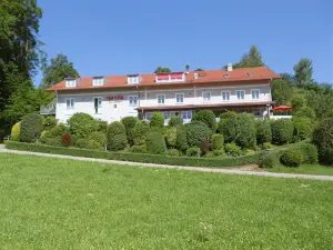 Hotel Auf Wolke 8