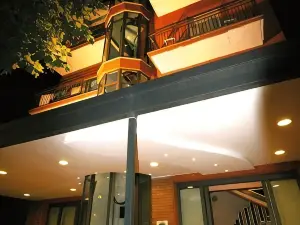 Hotel Eureka
