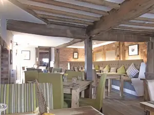 The Falcon at Hatton