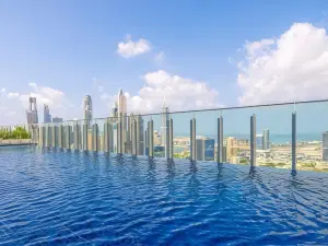 Taj Jumeirah Lakes Towers