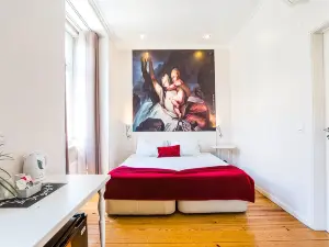 Lisbon Arsenal Suites