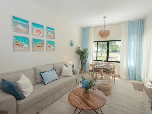 Oasis Retreat | Sleeps 4 | Free Airport Transfer