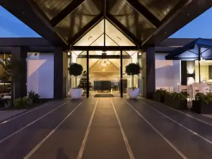 Ellen Hotel