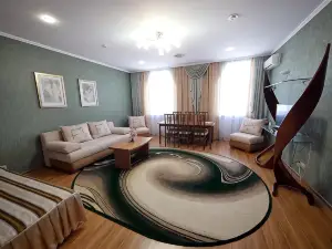 DezhaVyu Mini-Hotel