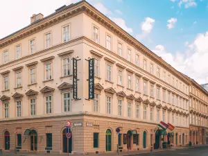澤尼特布達佩斯皇宮飯店