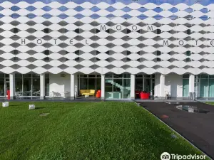 MO.OM Hotel